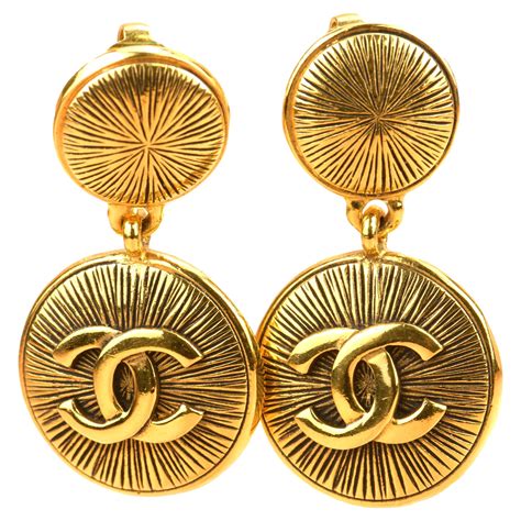 vintage chanel gold earrings clip